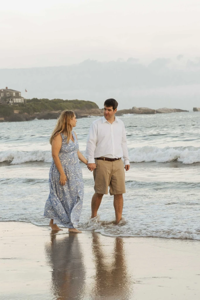 Christina & Curt: a summer coastal session in Bonnet Shore, Rhode Island