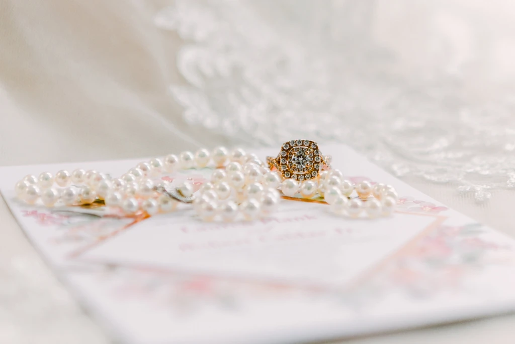 Lauren & Robert: Mount Hope Farm wedding in Bristol, Rhode Island