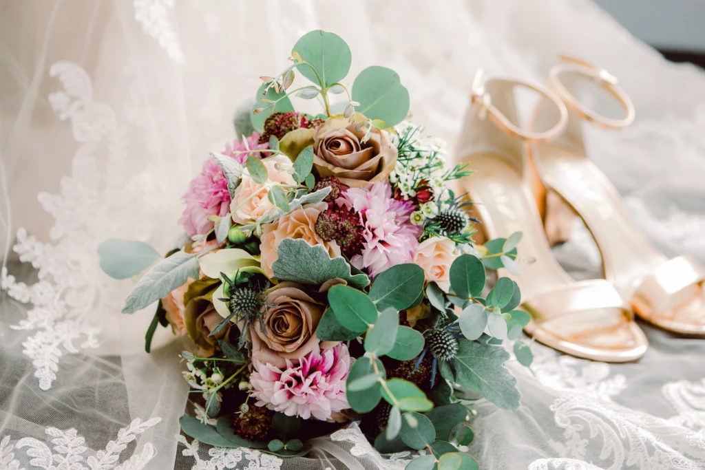 Lauren & Robert: Mount Hope Farm wedding in Bristol, Rhode Island