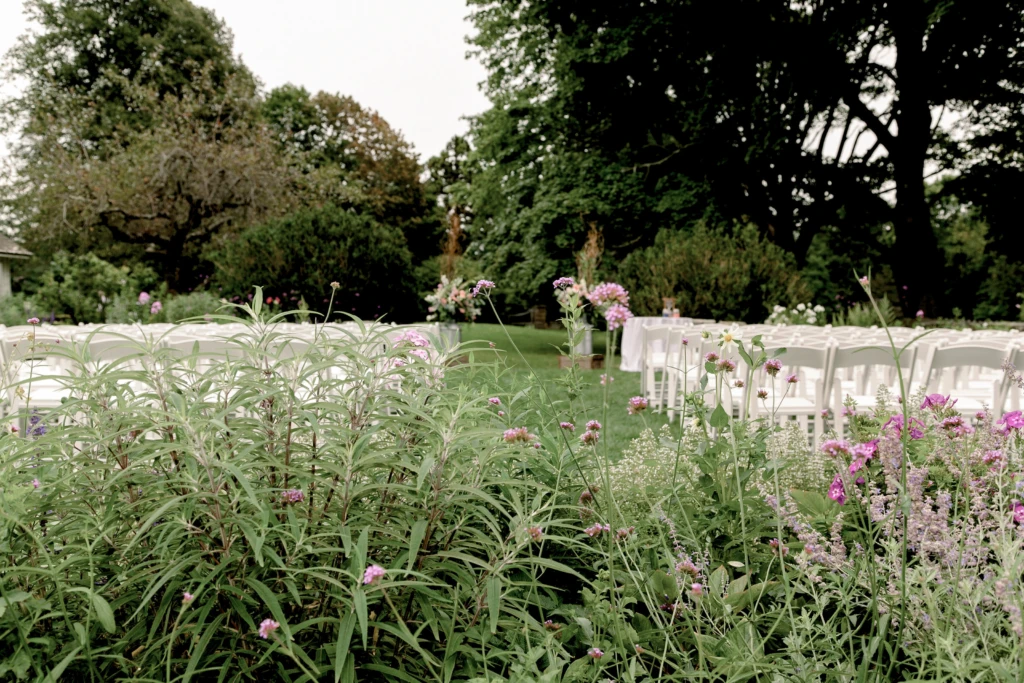 Lauren & Robert: Mount Hope Farm wedding in Bristol, Rhode Island