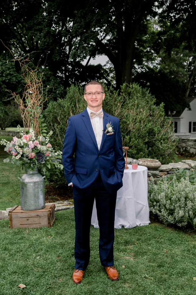 Lauren & Robert: Mount Hope Farm wedding in Bristol, Rhode Island
