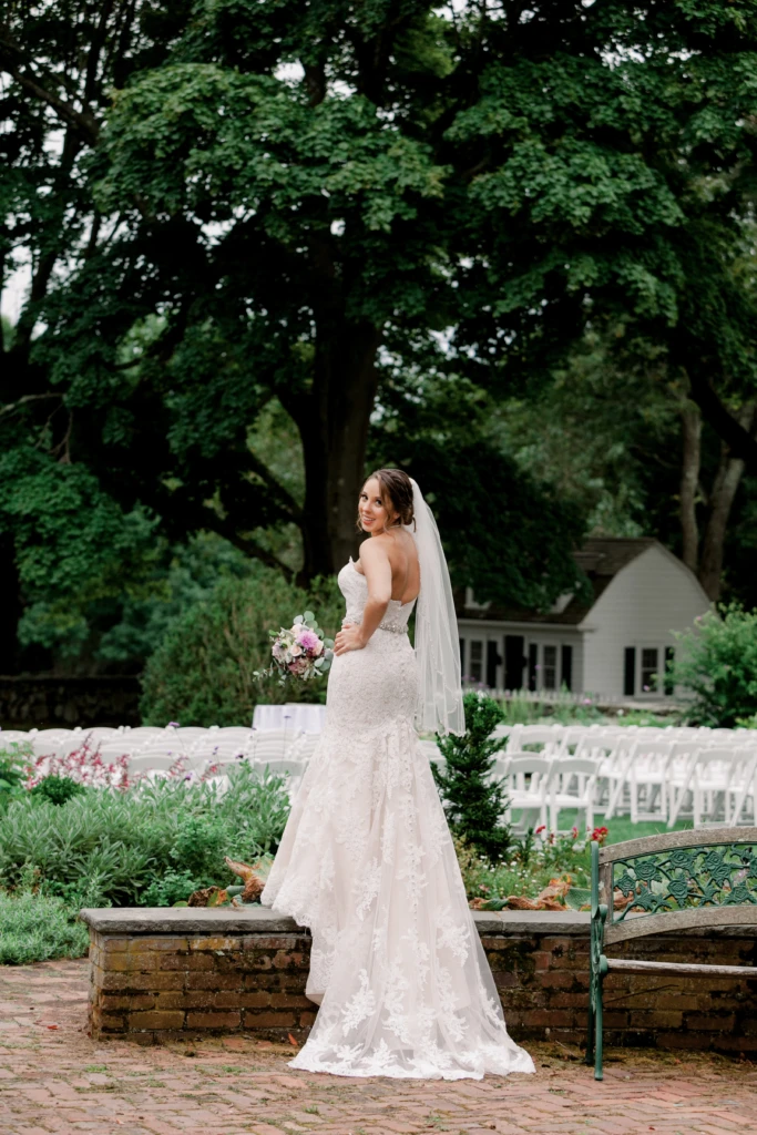 Lauren & Robert: Mount Hope Farm wedding in Bristol, Rhode Island