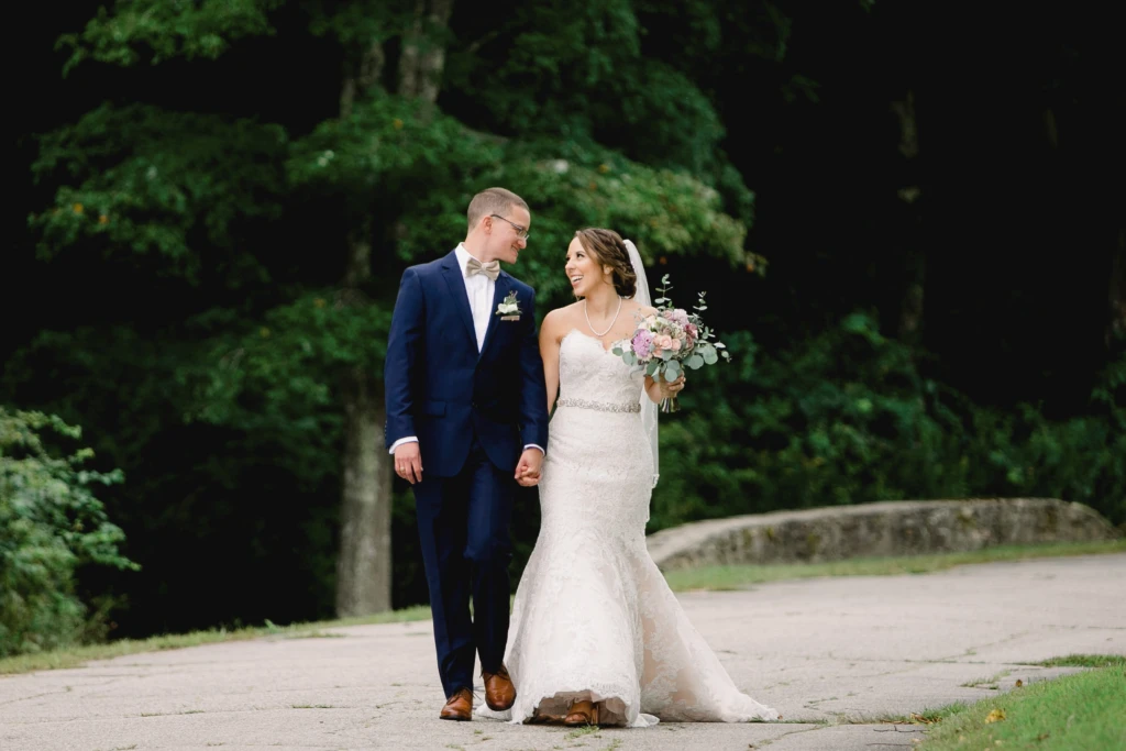 Lauren & Robert: Mount Hope Farm wedding in Bristol, Rhode Island