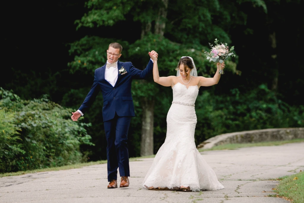 Lauren & Robert: Mount Hope Farm wedding in Bristol, Rhode Island