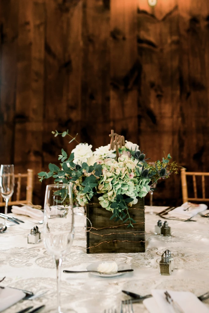 Lauren & Robert: Mount Hope Farm wedding in Bristol, Rhode Island
