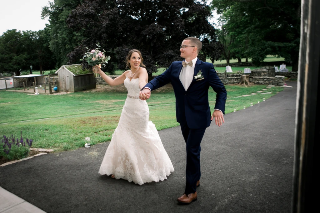 Lauren & Robert: Mount Hope Farm wedding in Bristol, Rhode Island