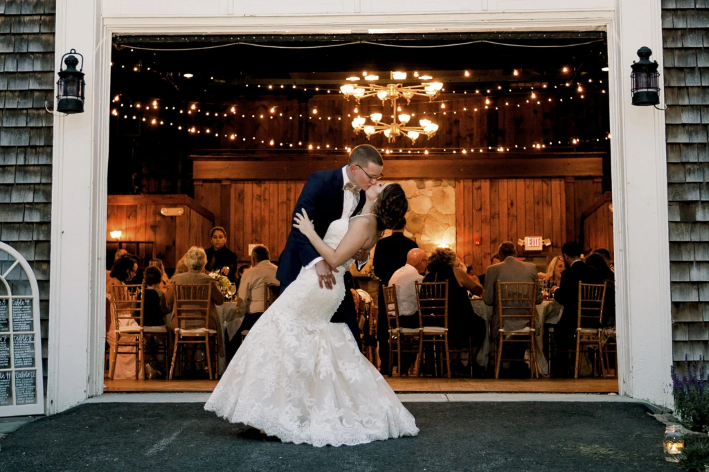 Lauren & Robert: Mount Hope Farm wedding in Bristol, Rhode Island