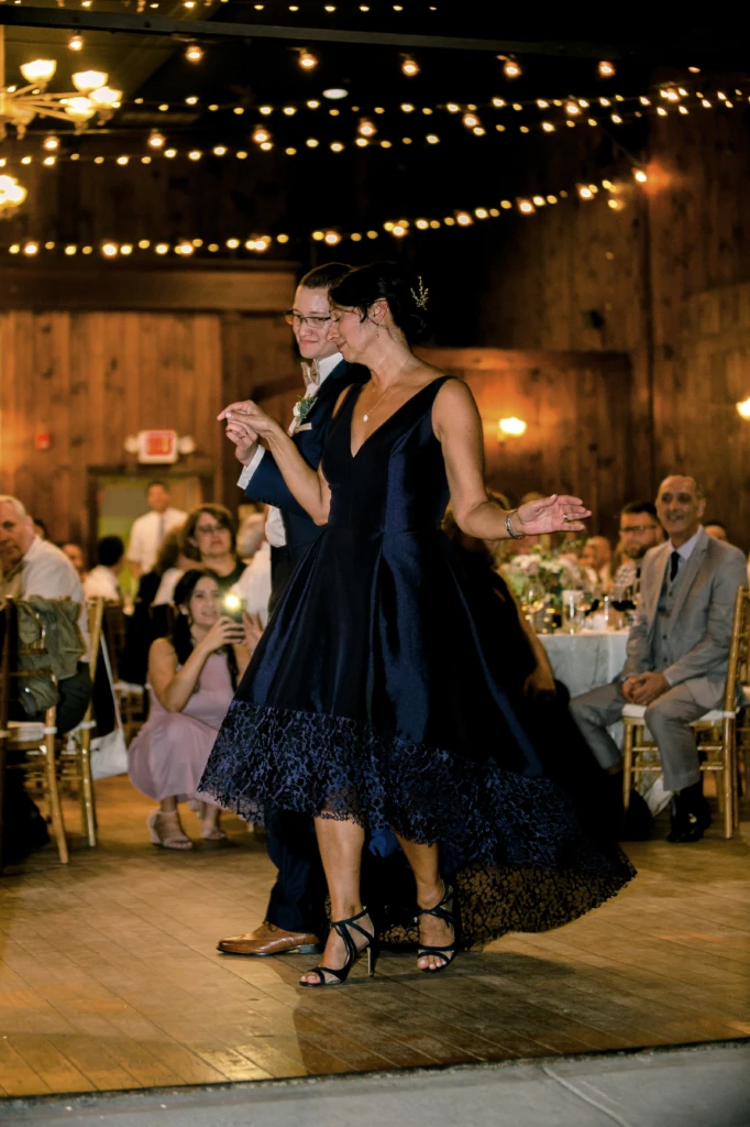 Lauren & Robert: Mount Hope Farm wedding in Bristol, Rhode Island