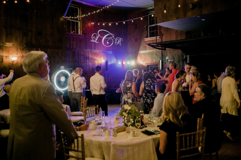 Lauren & Robert: Mount Hope Farm wedding in Bristol, Rhode Island