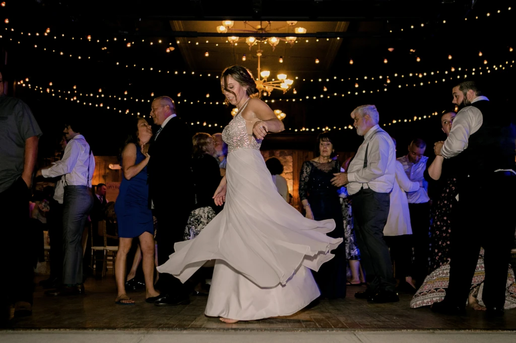 Lauren & Robert: Mount Hope Farm wedding in Bristol, Rhode Island