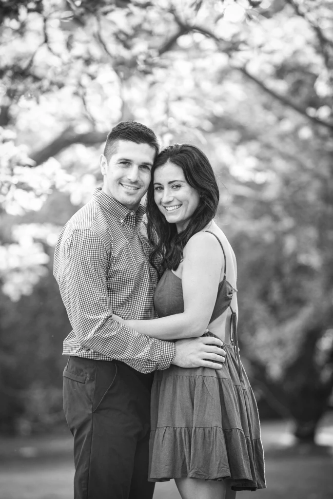 Melissa & Ryan: a warm outdoor session in Newport, Rhode Island