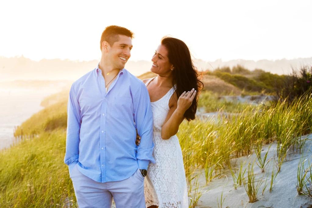 Melissa & Ryan: a warm outdoor session in Newport, Rhode Island