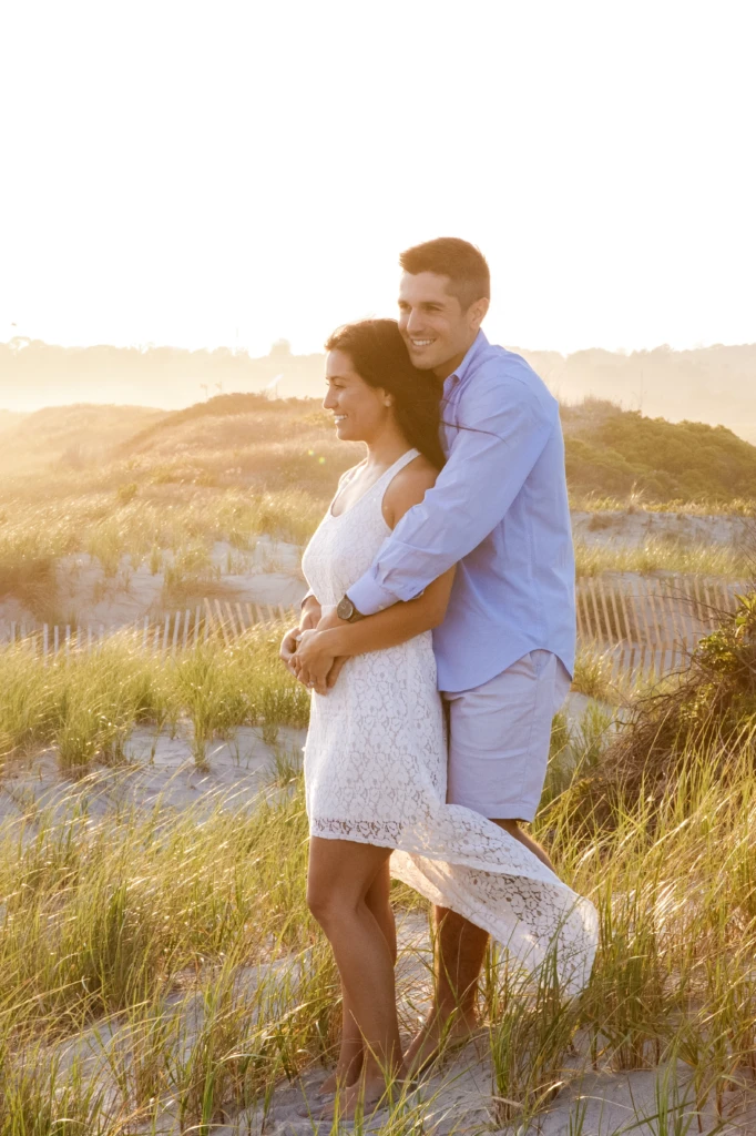 Melissa & Ryan: a warm outdoor session in Newport, Rhode Island