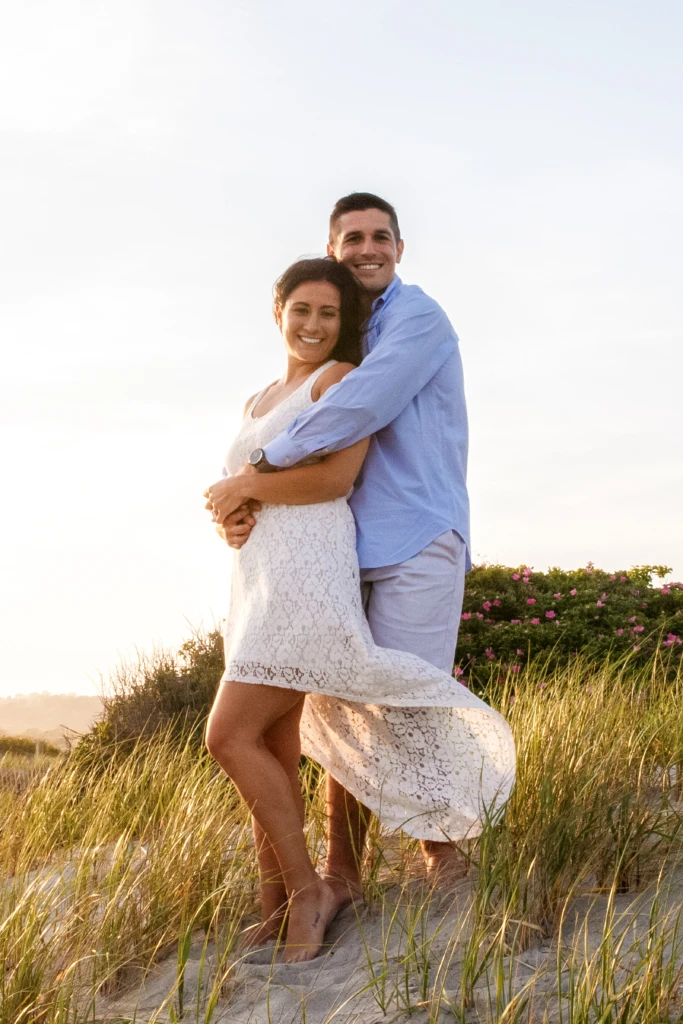 Melissa & Ryan: a warm outdoor session in Newport, Rhode Island