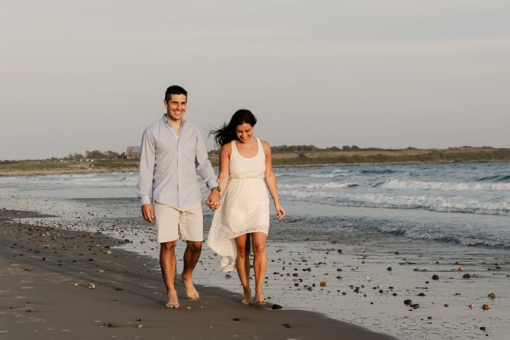 Melissa & Ryan: a warm outdoor session in Newport, Rhode Island