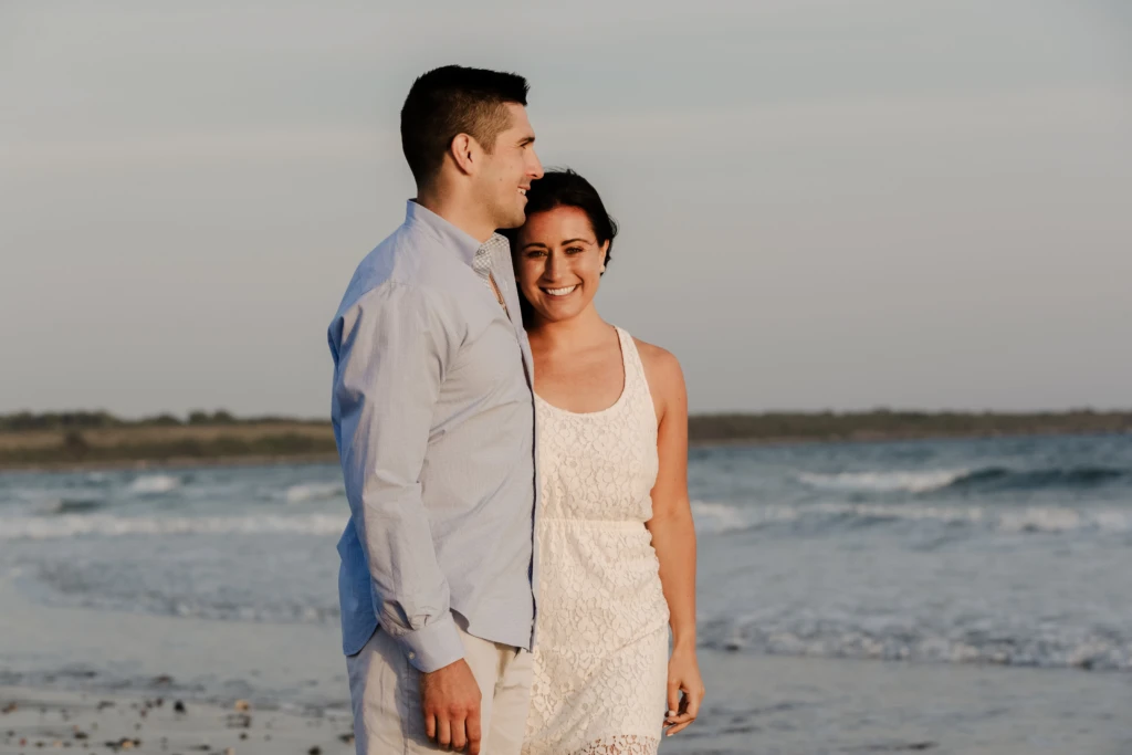 Melissa & Ryan: a warm outdoor session in Newport, Rhode Island