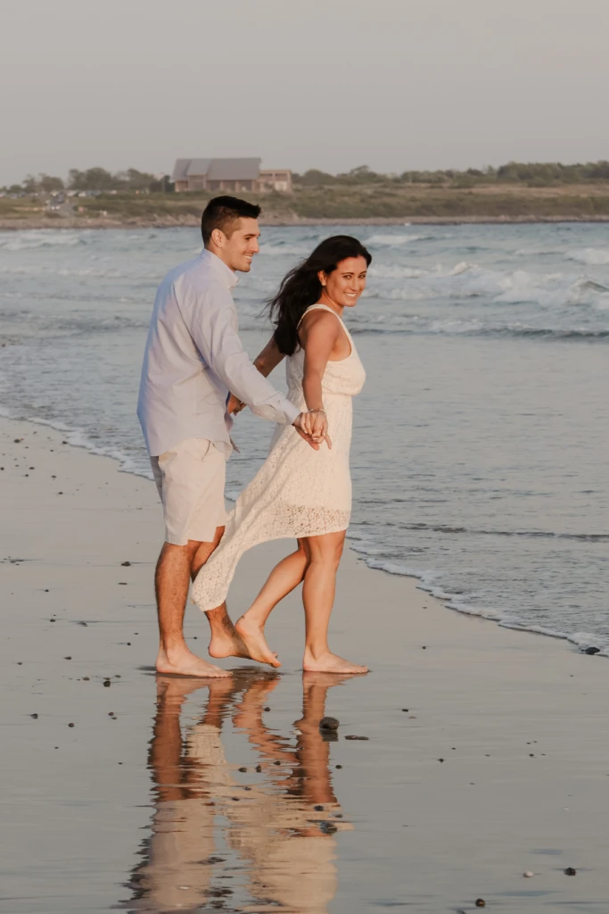 Melissa & Ryan: a warm outdoor session in Newport, Rhode Island