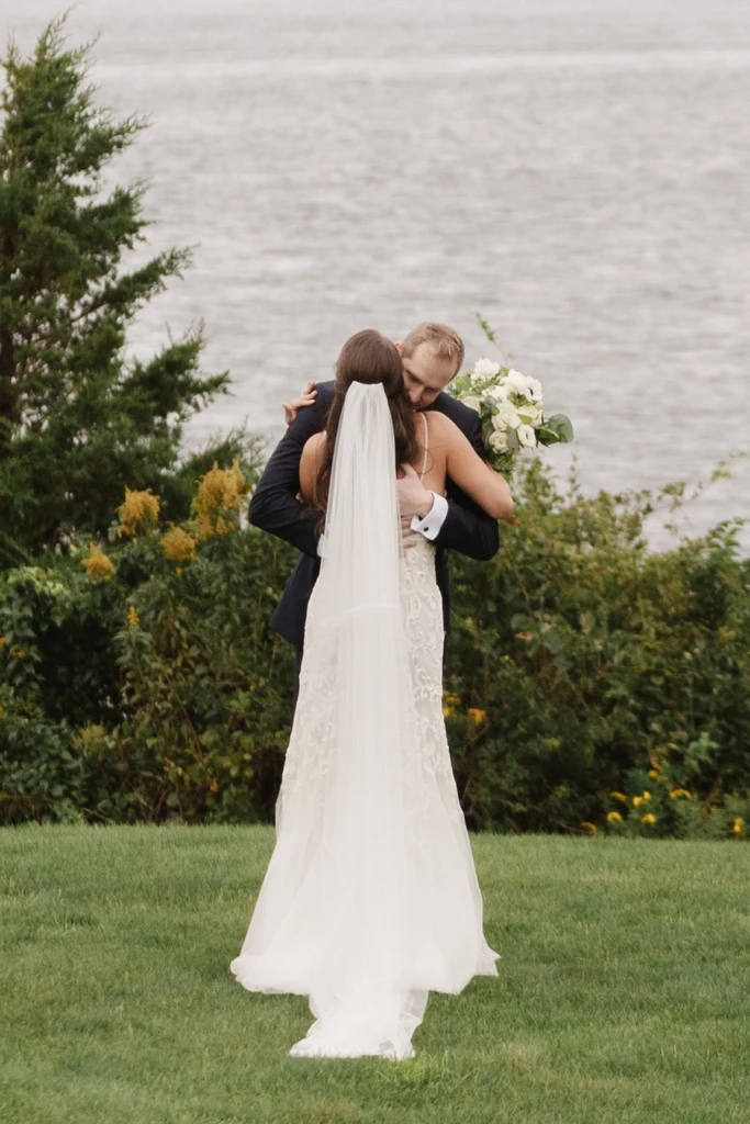 Sydni & Edmond: Castle Hill wedding in Newport, Rhode Island