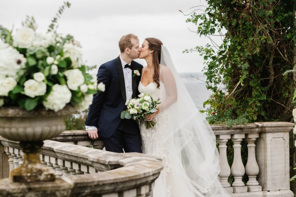 Sydni & Edmond: Castle Hill wedding in Newport, Rhode Island