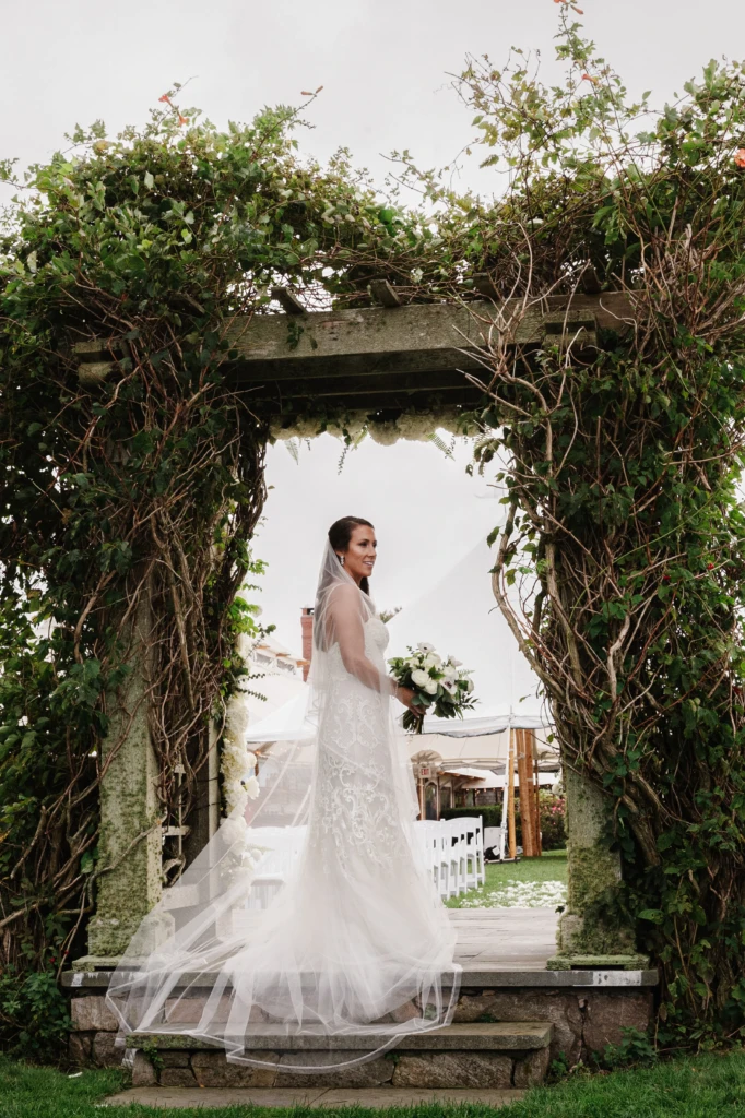 Sydni & Edmond: Castle Hill wedding in Newport, Rhode Island