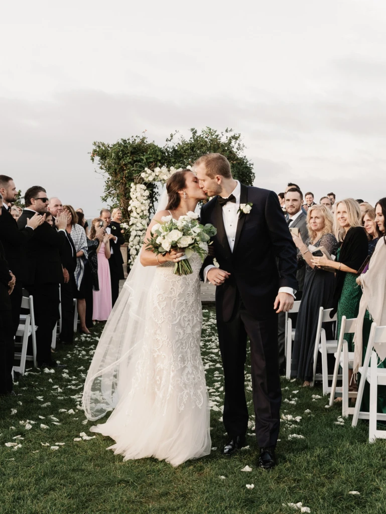 Sydni & Edmond: Castle Hill wedding in Newport, Rhode Island