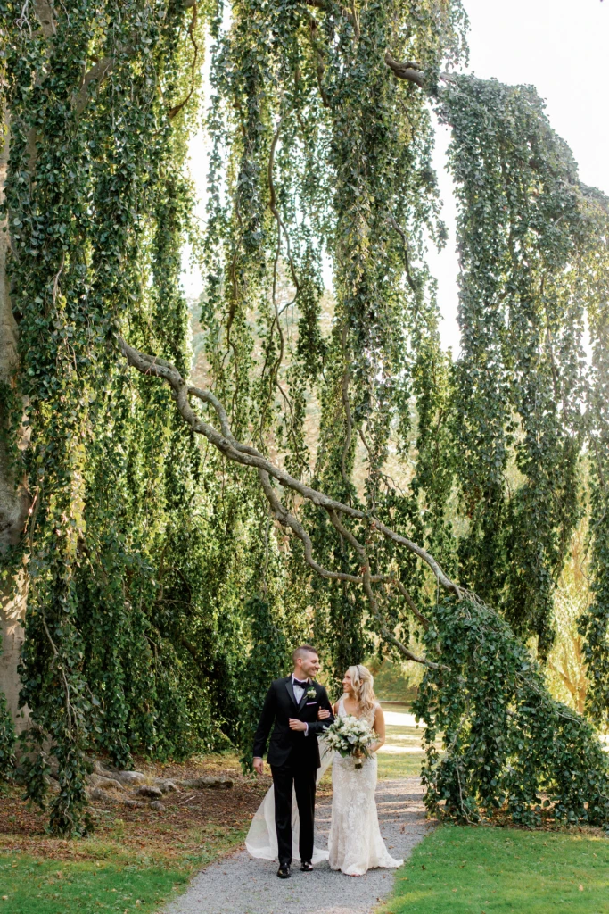 Tayla & Kristopher: Blithewold Mansion wedding in Bristol, Rhode Island