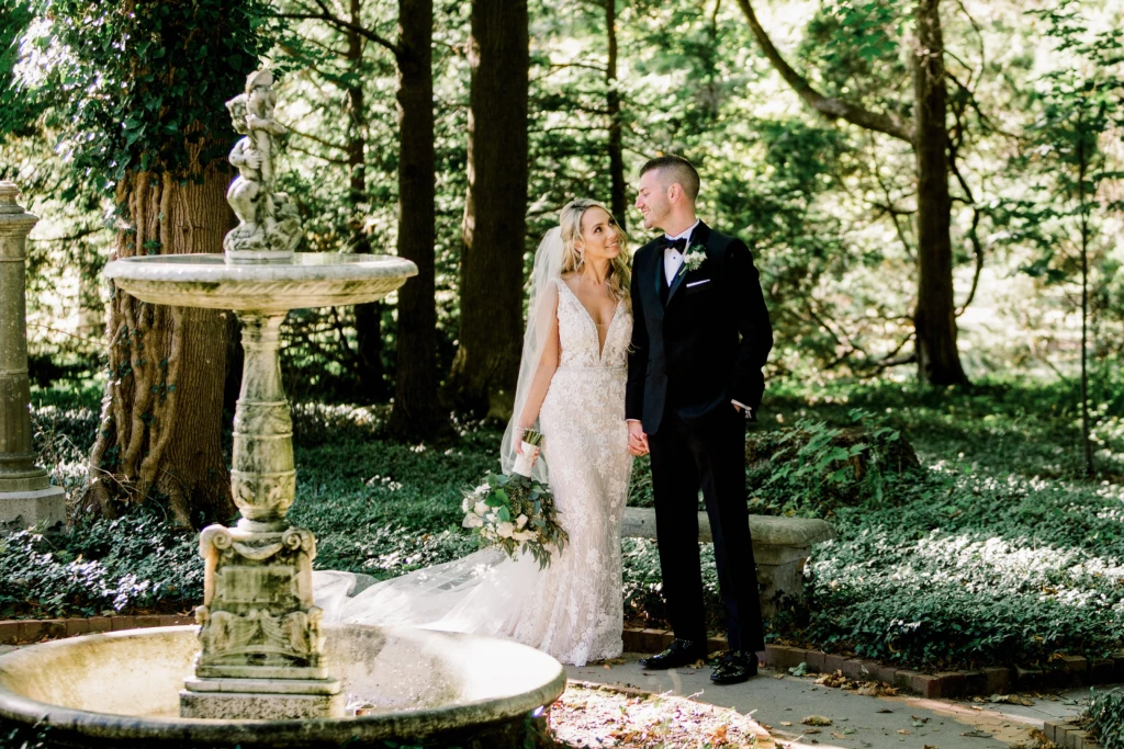 Tayla & Kristopher: Blithewold Mansion wedding in Bristol, Rhode Island