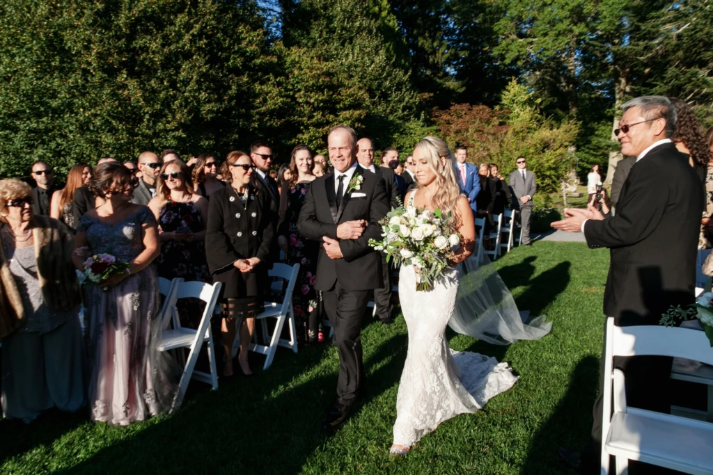 Tayla & Kristopher: Blithewold Mansion wedding in Bristol, Rhode Island