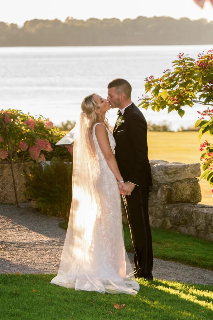 Tayla & Kristopher: Blithewold Mansion wedding in Bristol, Rhode Island