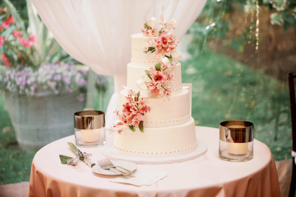 Tayla & Kristopher: Blithewold Mansion wedding in Bristol, Rhode Island