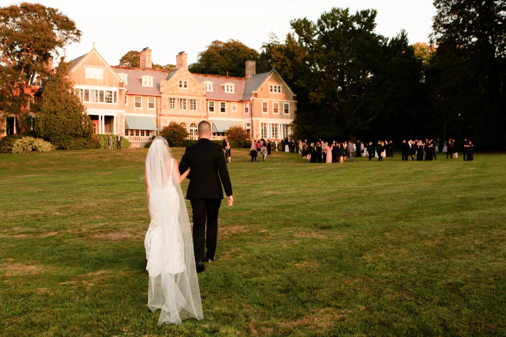 Tayla & Kristopher: Blithewold Mansion wedding in Bristol, Rhode Island