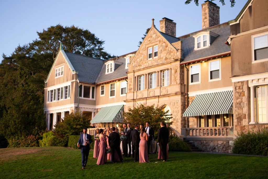 Tayla & Kristopher: Blithewold Mansion wedding in Bristol, Rhode Island
