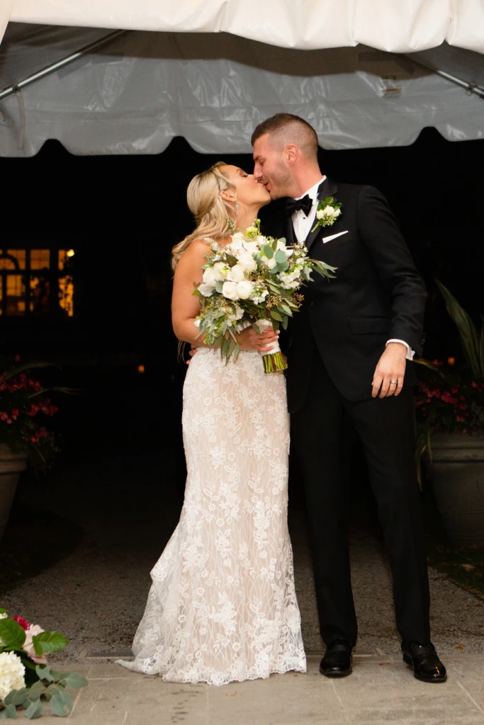 Tayla & Kristopher: Blithewold Mansion wedding in Bristol, Rhode Island