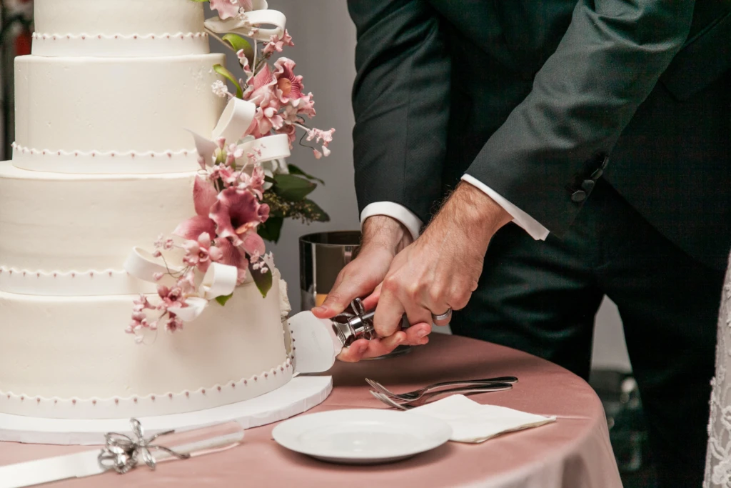 Tayla & Kristopher: Blithewold Mansion wedding in Bristol, Rhode Island
